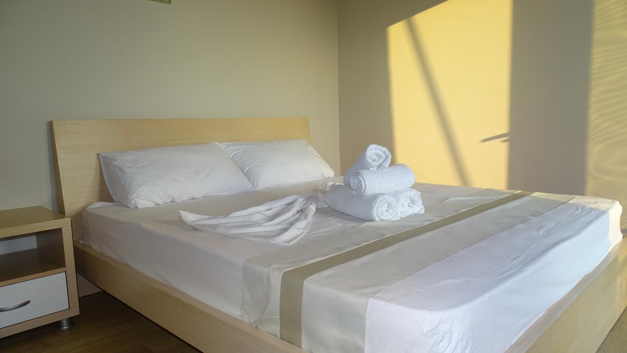 Hotel Denta Radhime Luaran gambar