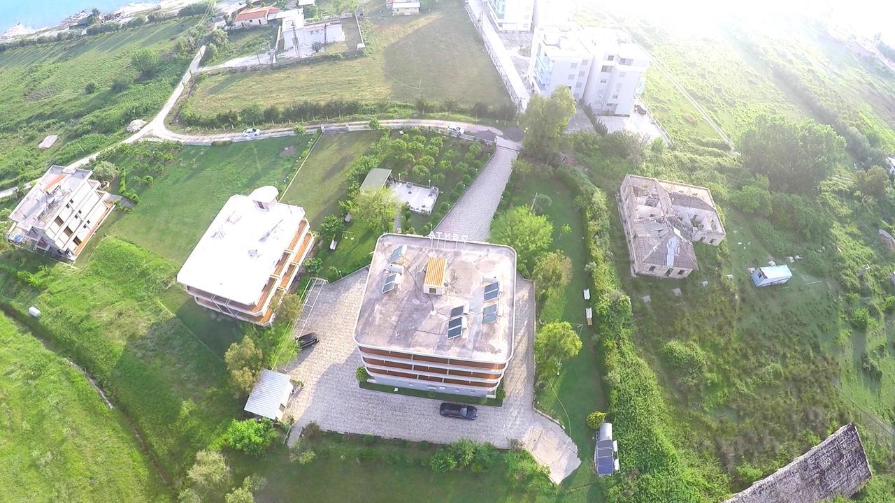 Hotel Denta Radhime Luaran gambar