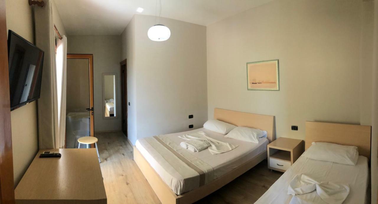 Hotel Denta Radhime Luaran gambar