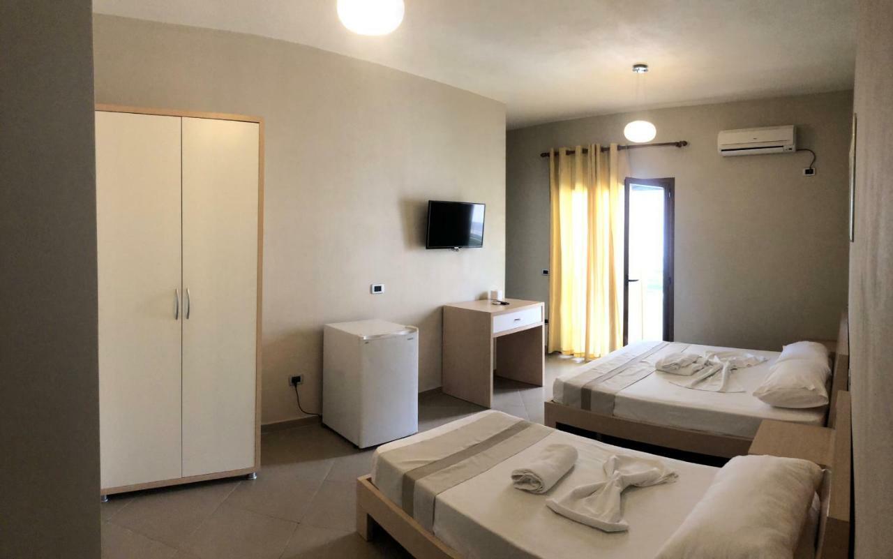 Hotel Denta Radhime Luaran gambar